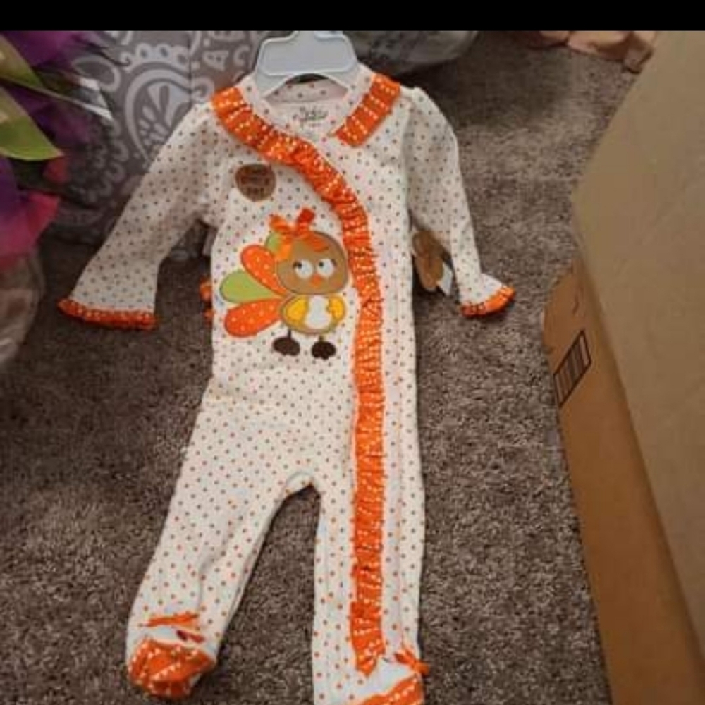 Baby Girl Thanksgiving outfit